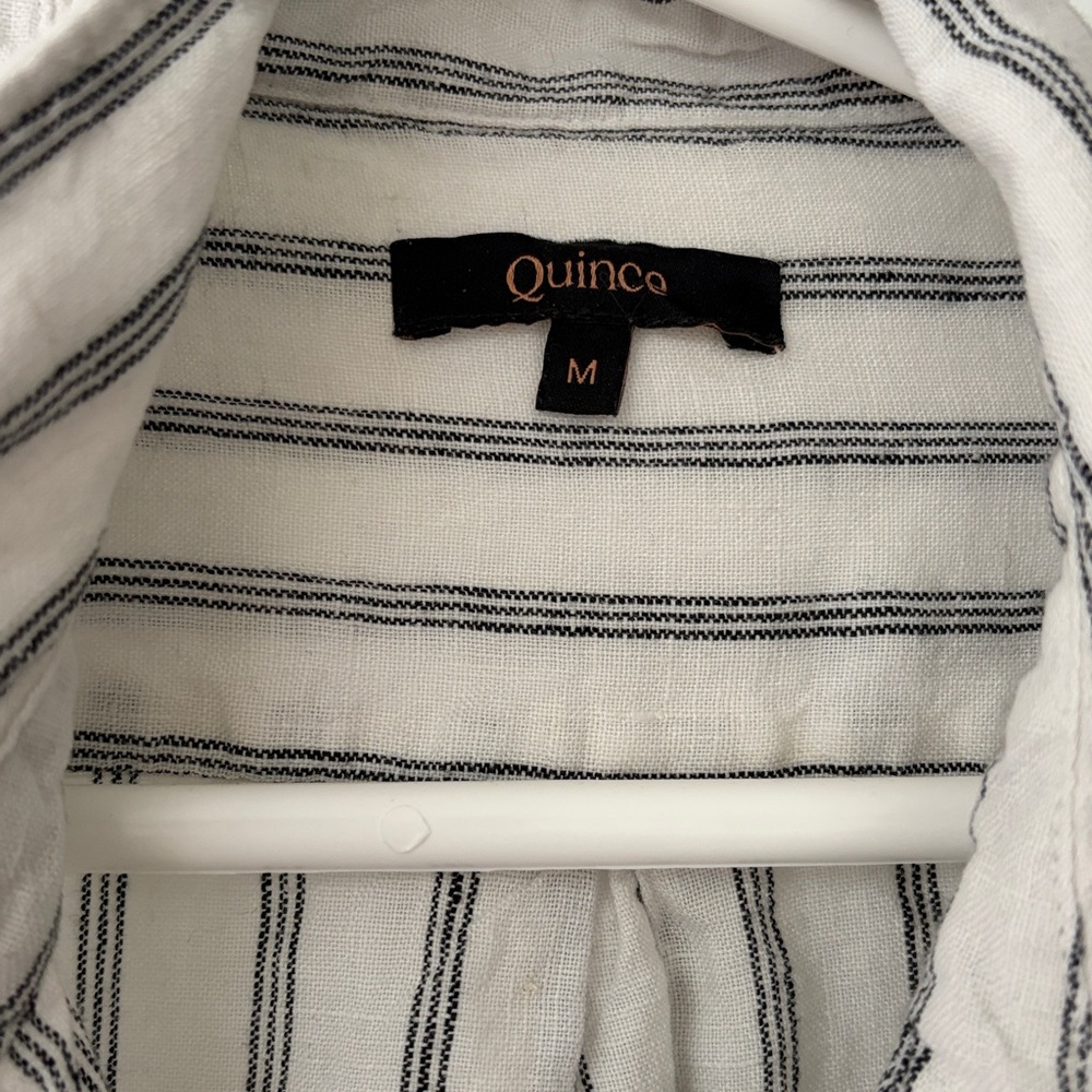 Linen long sleeved button up. - Picture 2 of 3